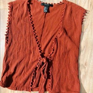 Forever 21 Tie Front Top Vest Size Small